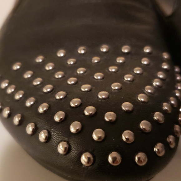 Marc Fisher studded flats with lamb skin leather - Picture 6 of 6